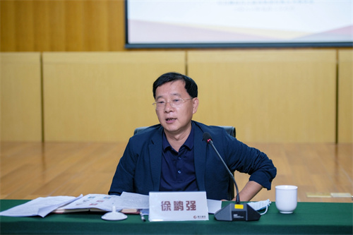 乐鱼在线_乐鱼在线（中国）
青年员工“我与老总面对面”座谈会举行
